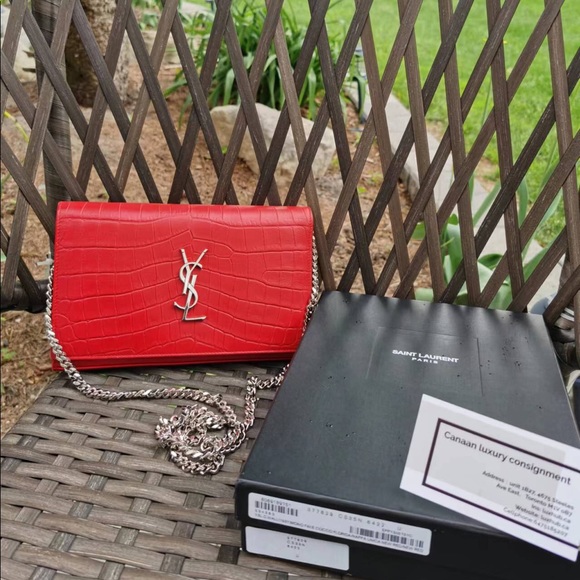 ❤️🎈Saint Laurent YSL Crossbody Bag Red Crocodile - Picture 8 of 8